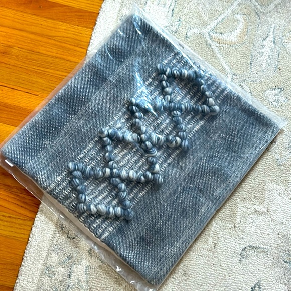 Arthaus Woven pillow